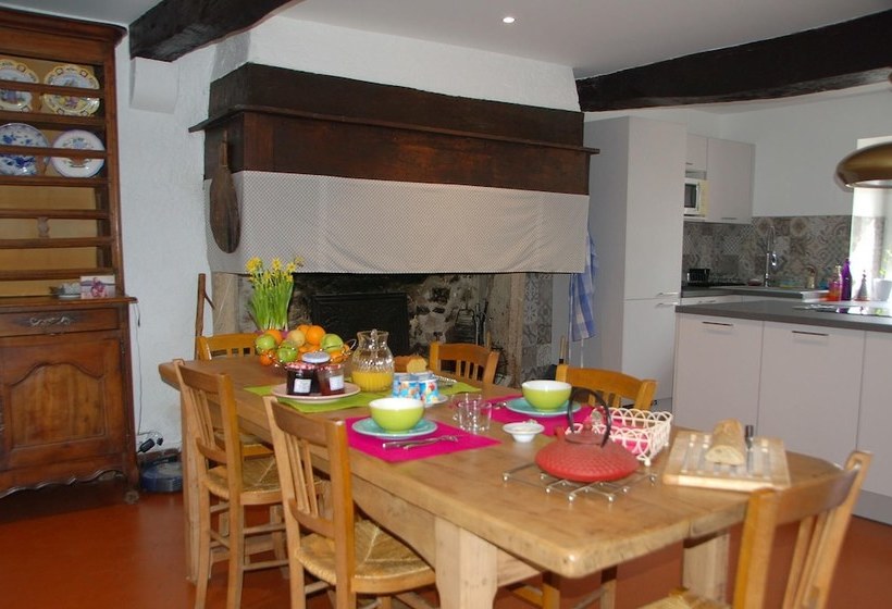 تختخواب و صبحانه Chateau Ysard