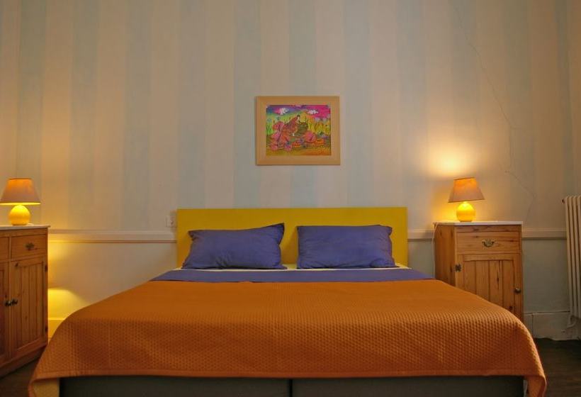 ベッドアンドブレックファースト Les Chambres Anglaises