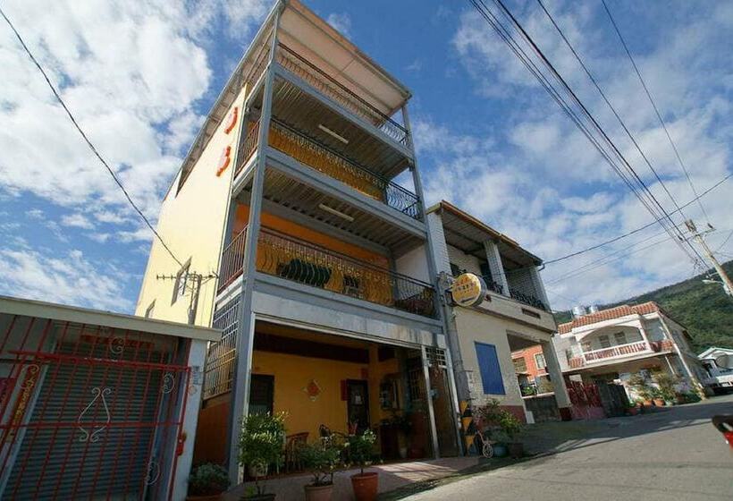 تختخواب و صبحانه Taitung Fulu Homestay