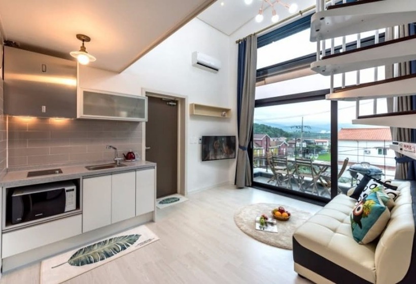 Gyeongju Le Reve Pension