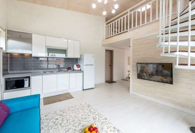 Gyeongju Le Reve Pension