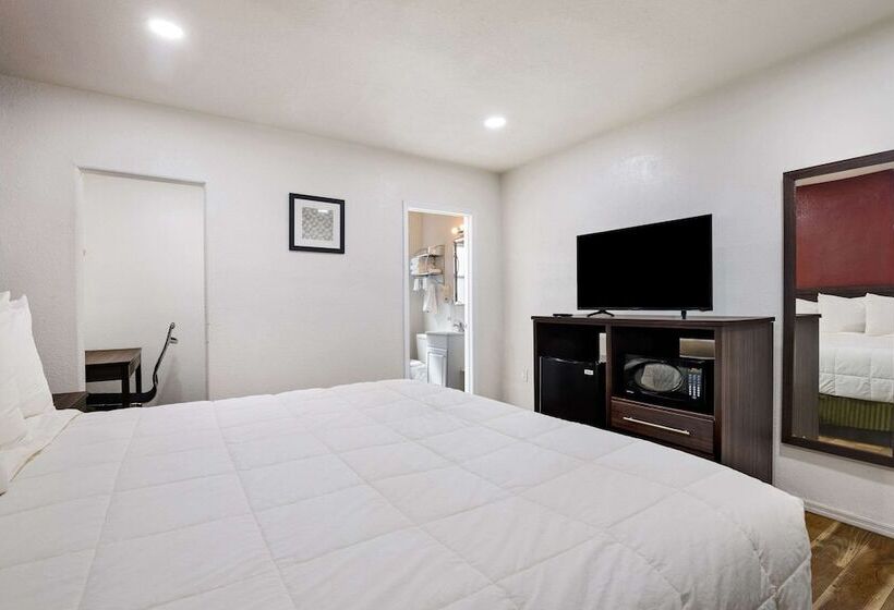 فندق Econo Lodge