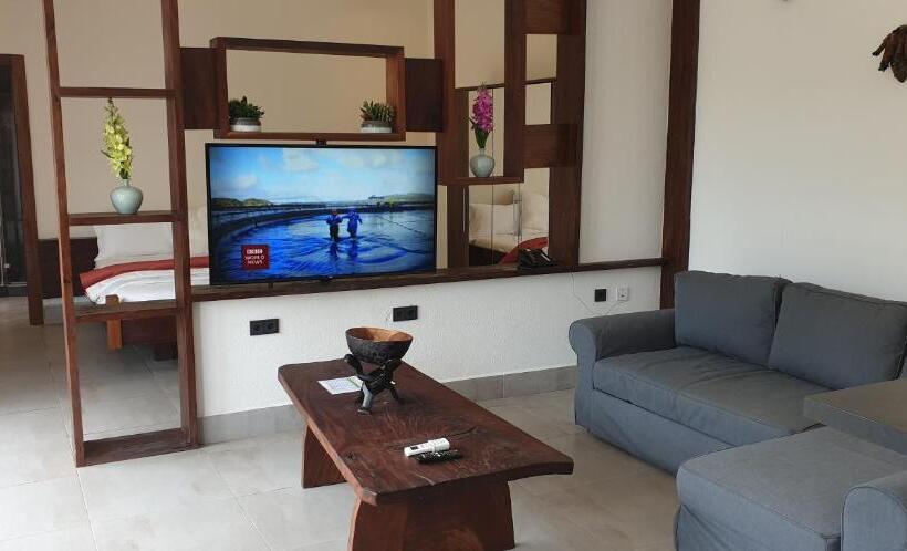 هتل Kasumai Beach Resort