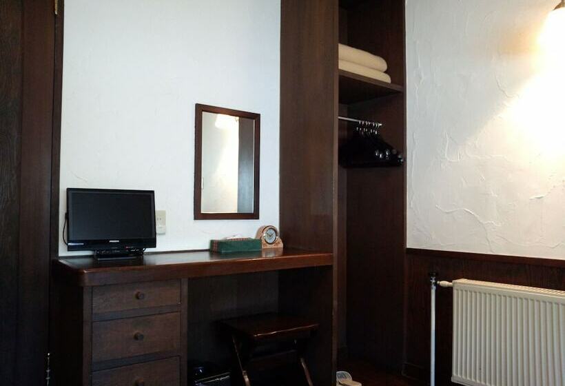 Fujio Pension Madarao Apartment Hotel & Restaurant