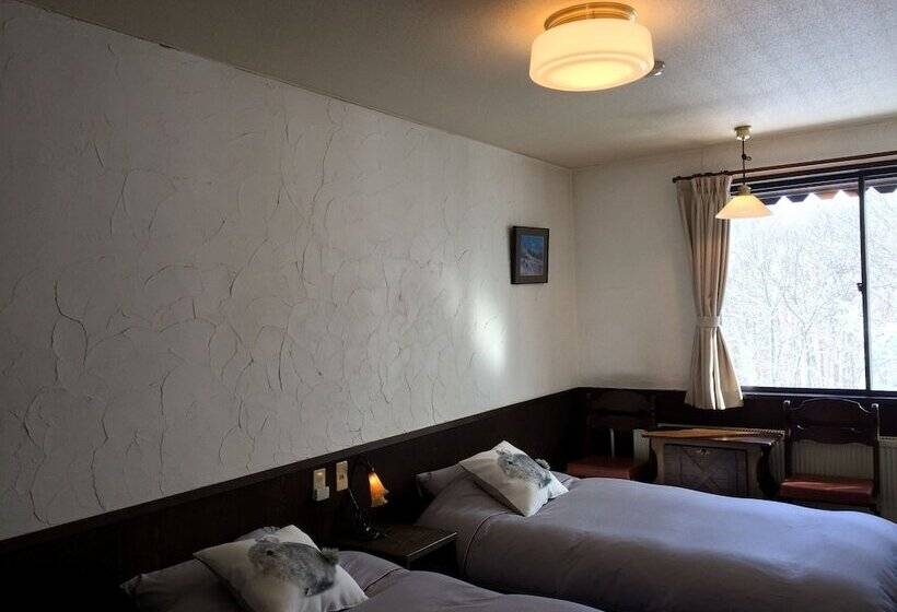 Fujio Pension Madarao Apartment Hotel & Restaurant