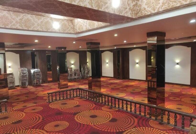 فندق Vinayak Palace Telipara