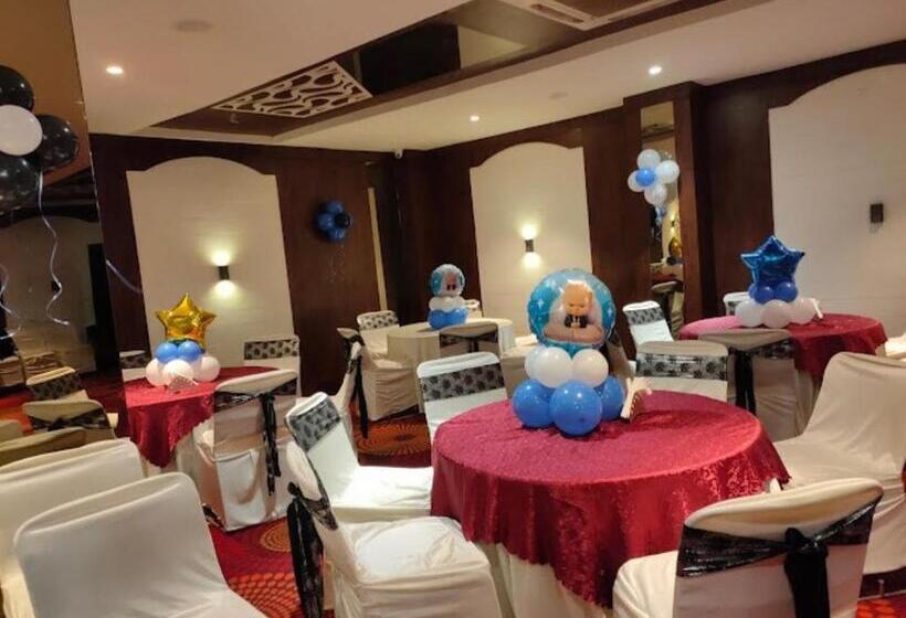 فندق Vinayak Palace Telipara