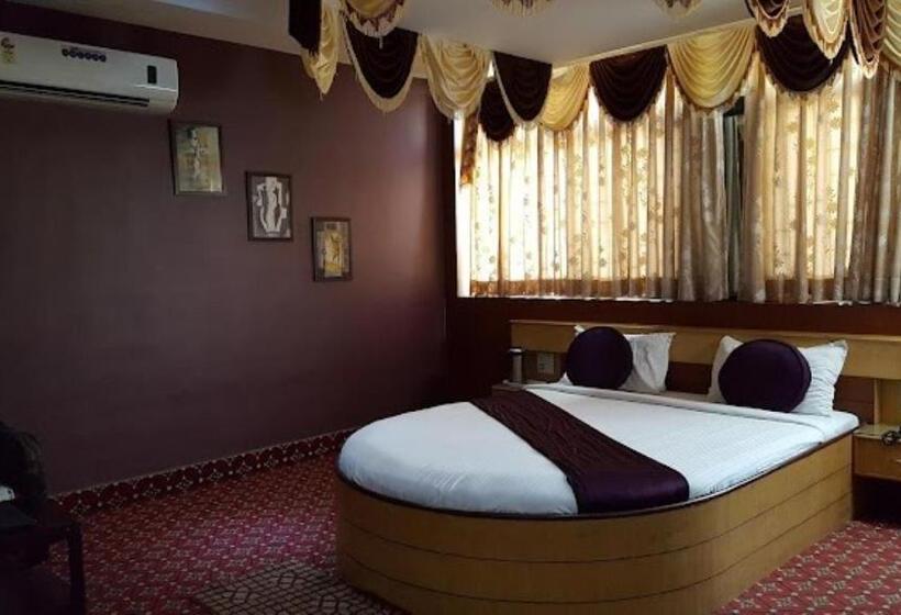 فندق Vinayak Palace Telipara