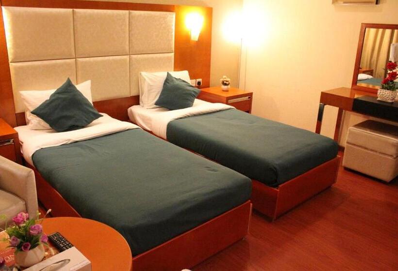 هتل White Moon Al Sadd