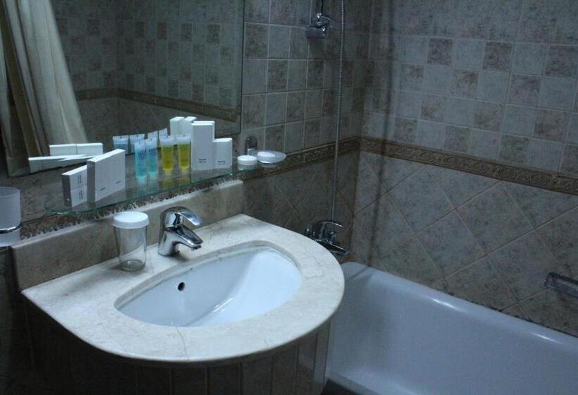 هتل White Moon Al Sadd