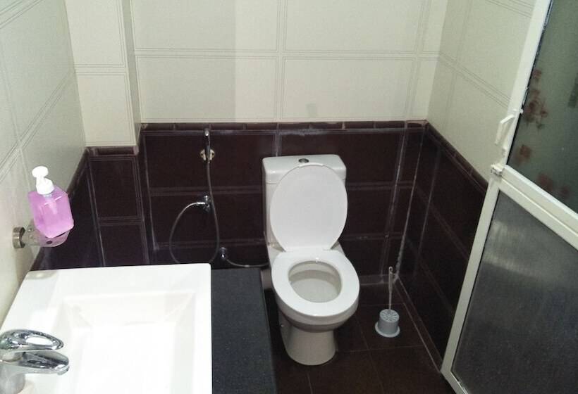 פנסיון 9 Pearls Resort