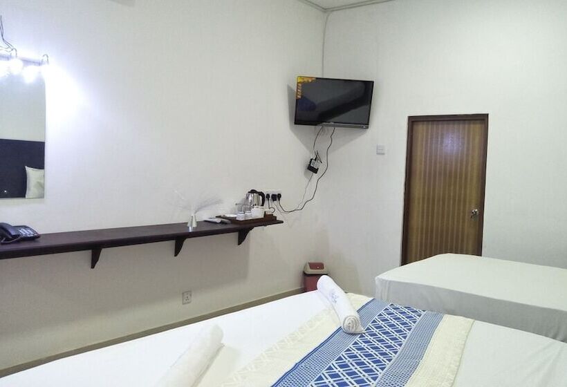 פנסיון 9 Pearls Resort