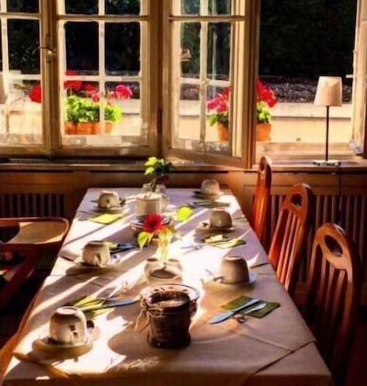 پانسیون Gästehaus Hohe Tannen