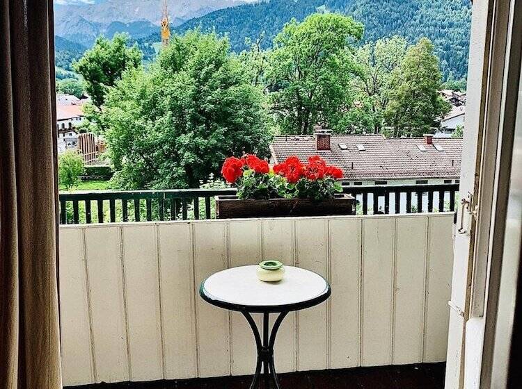 پانسیون Gästehaus Hohe Tannen