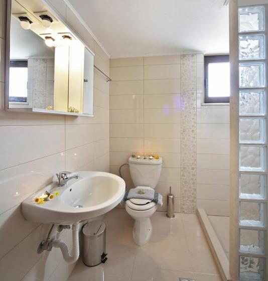 Sfakia Thea Apartments