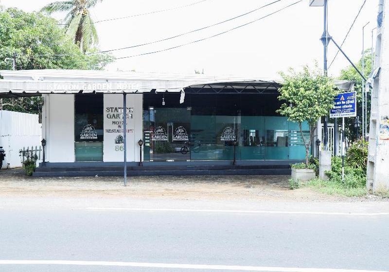 Station Garden Hotel And Resturant By Oyo Rooms