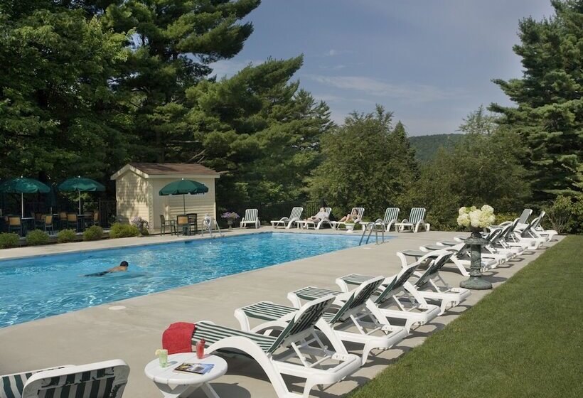 مبيت وإفطار The Manor On Golden Pond
