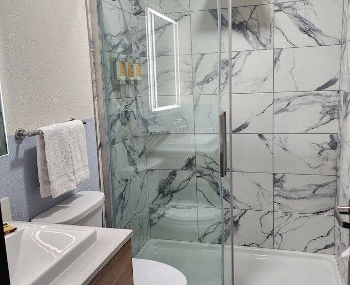 فندق Best Western Buffalo Inn & Suites