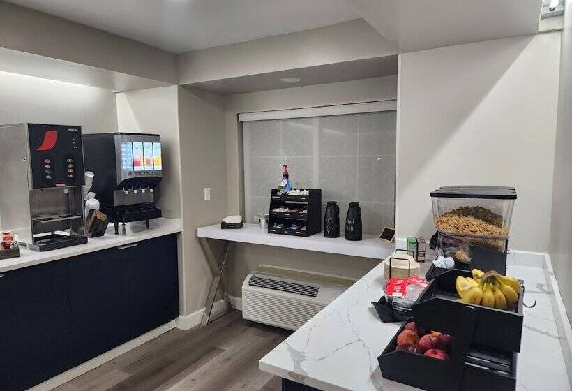 فندق Best Western Buffalo Inn & Suites