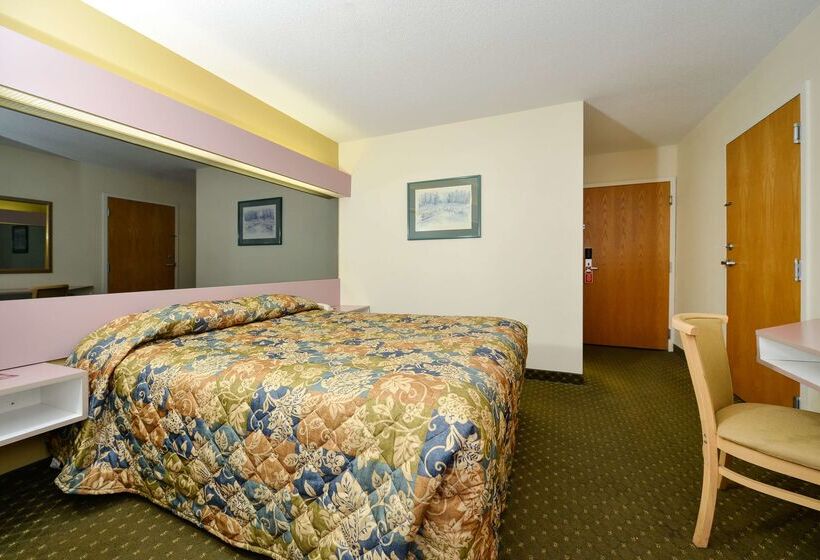 ホテル Americas Best Value Inn East Syracuse