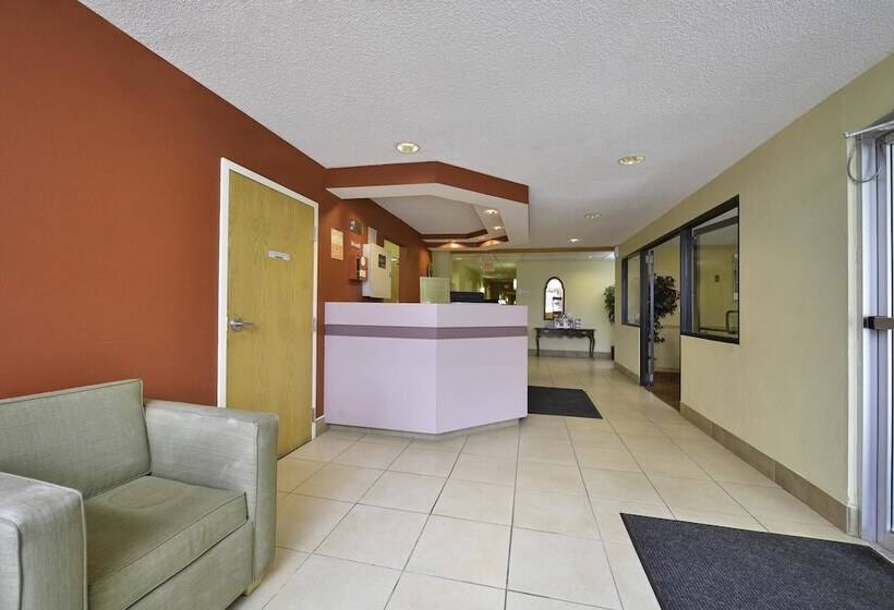 ホテル Americas Best Value Inn East Syracuse