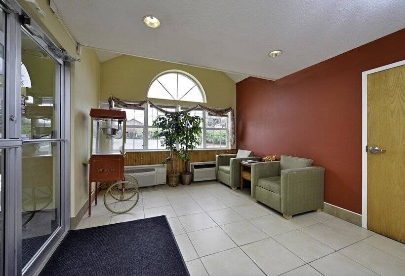 ホテル Americas Best Value Inn East Syracuse