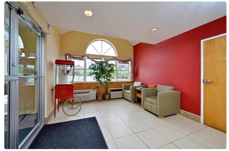 ホテル Americas Best Value Inn East Syracuse