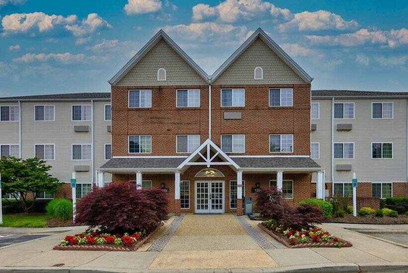 בית מלון כפרי Admiral Suites   Annapolis