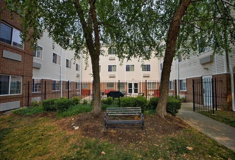 בית מלון כפרי Admiral Suites   Annapolis