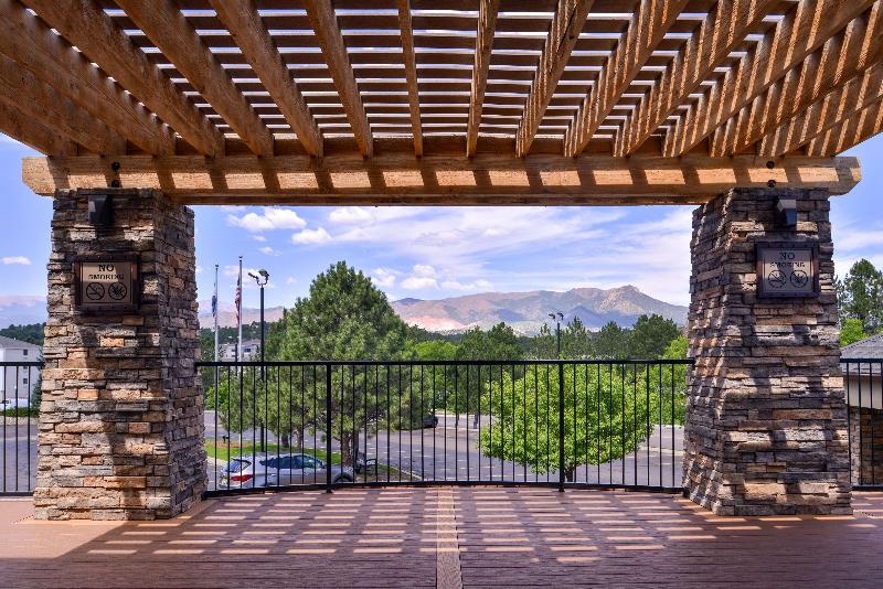 酒店 Best Western Plus Peak Vista Inn & Suites