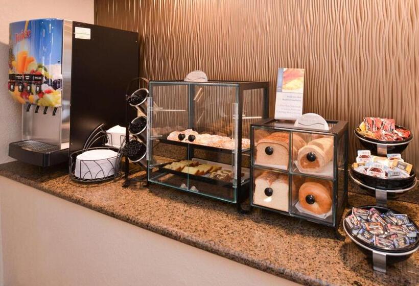 酒店 Best Western Plus Peak Vista Inn & Suites