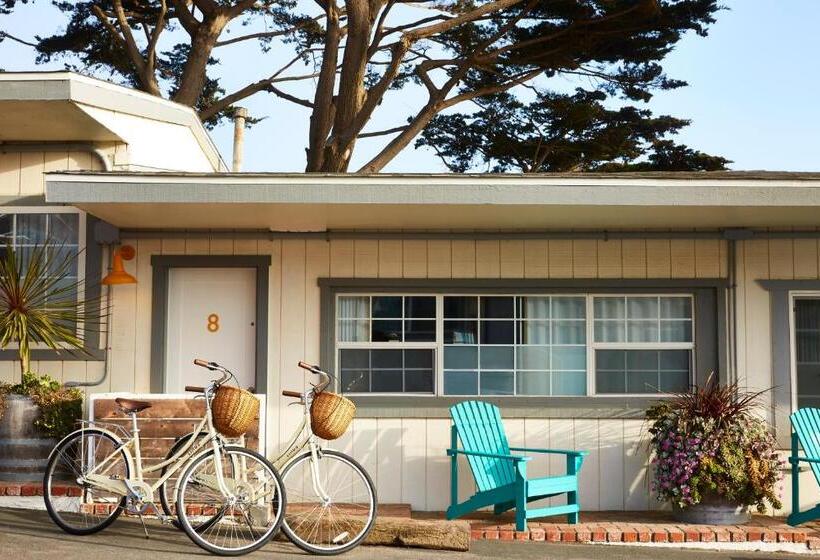 ホテル Cambria Beach Lodge