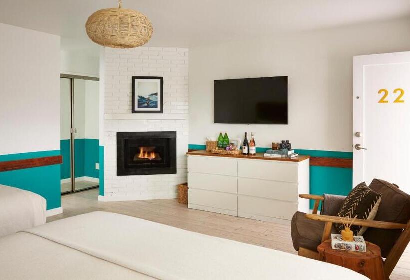 ホテル Cambria Beach Lodge