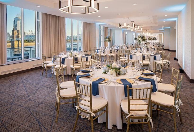호텔 Cincinnati Marriott At Rivercenter