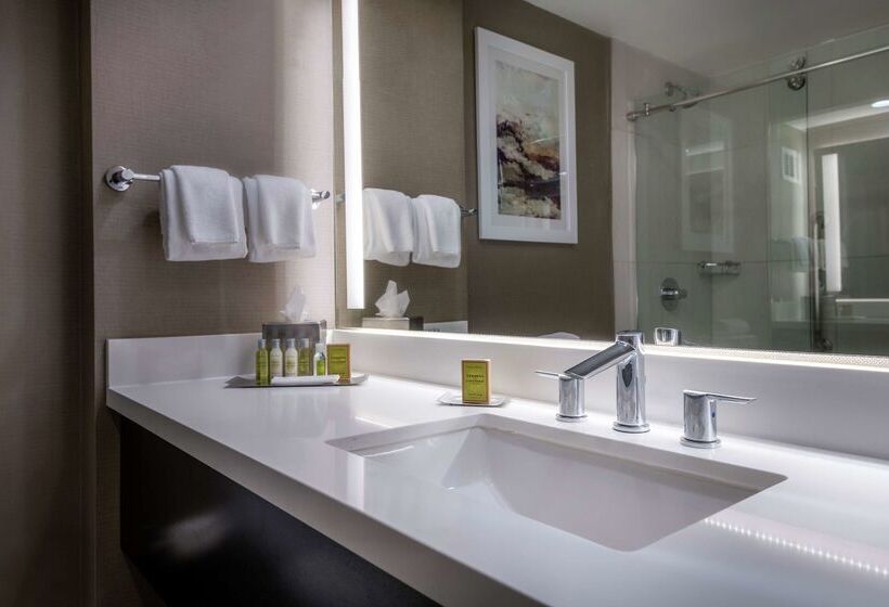 בית מלון כפרי Doubletree By Hilton Los Angeles  Norwalk