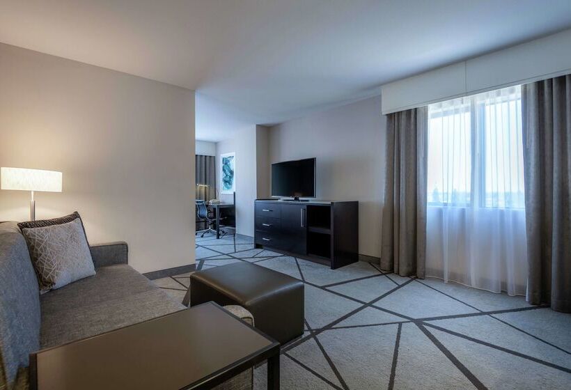 בית מלון כפרי Doubletree By Hilton Los Angeles  Norwalk