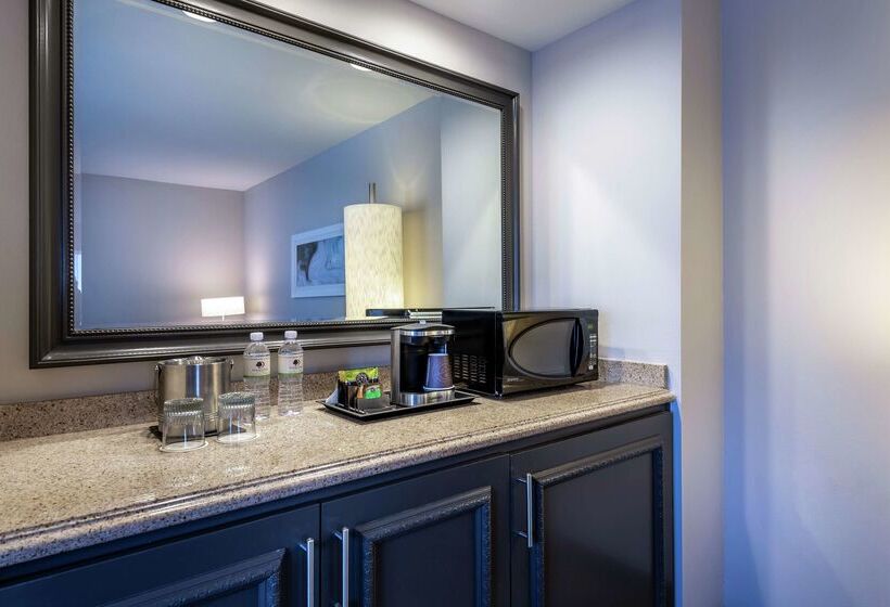 בית מלון כפרי Doubletree By Hilton Los Angeles  Norwalk