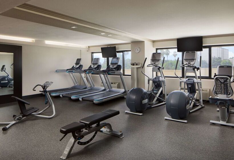 בית מלון כפרי Doubletree By Hilton Los Angeles  Norwalk