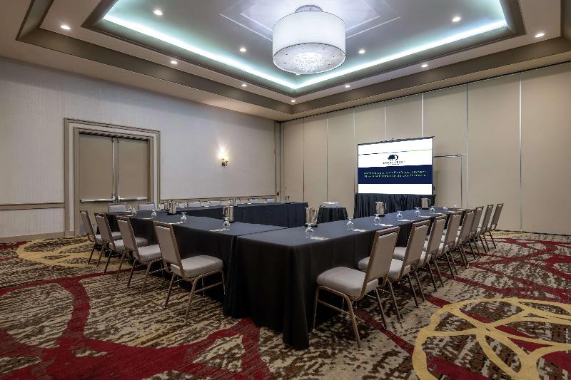 בית מלון כפרי Doubletree By Hilton Los Angeles  Norwalk