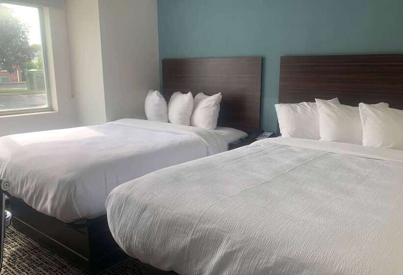 בית מלון כפרי Baymont By Wyndham Boardman