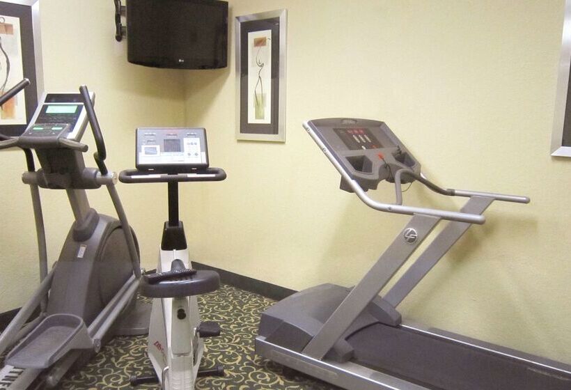 בית מלון כפרי Extended Stay America Select Suites   Orlando   Lake Mary   1040 Greenwood Blvd