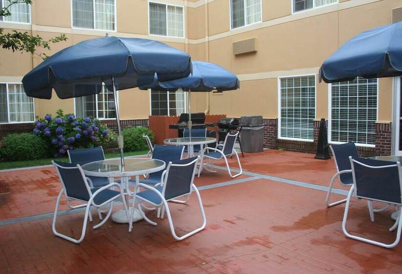 فندق Extended Stay America Select Suites   Providence   Airport