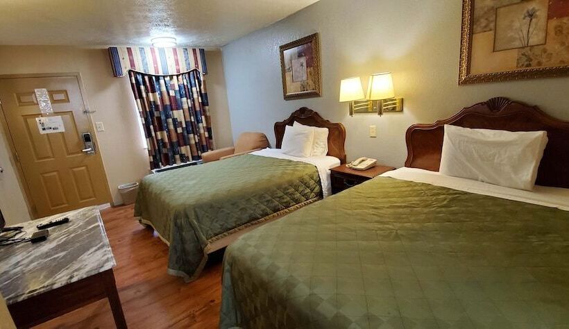 فندق Fairbridge Inn & Suites