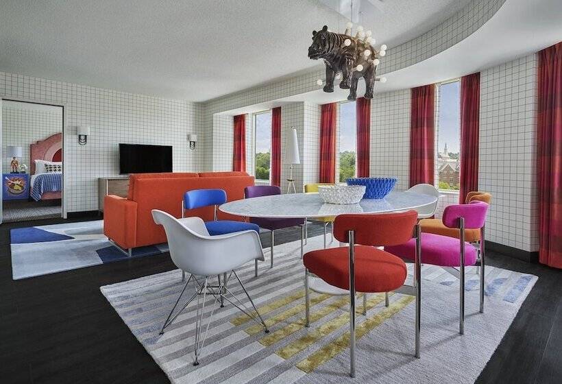 ホテル Graduate By Hilton Cincinnati