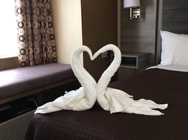 هتل Guest Inn Pigeon Forge