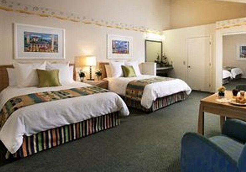 هتل Inn At Venice Beach