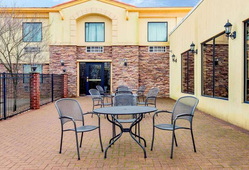 Szálloda La Quinta Inn By Wyndham West Long Branch