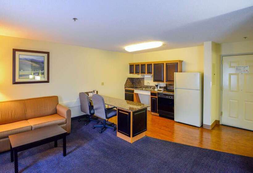 Leconte Hotel & Convention Center, Ascend Hotel Collection