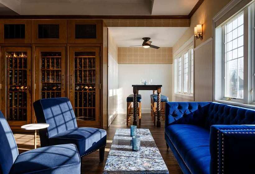 فندق Madison Beach