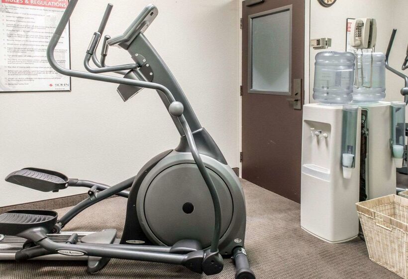 فندق Mainstay Suites Pittsburgh Airport